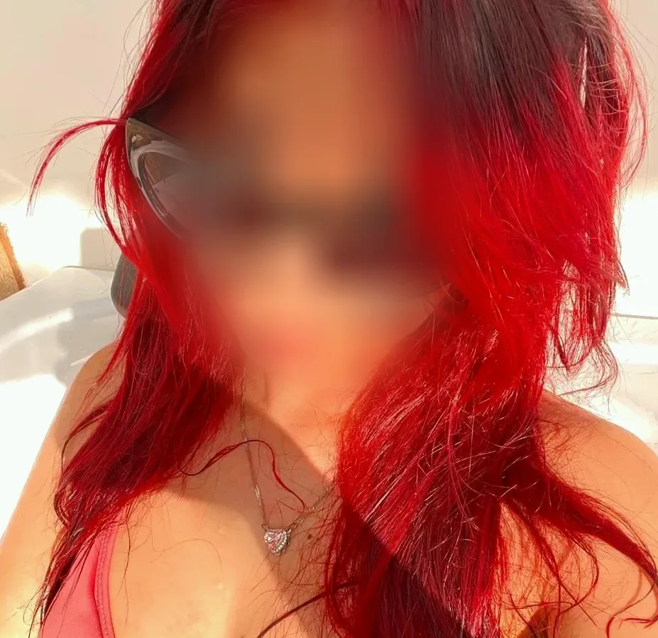 Ewa, 19
