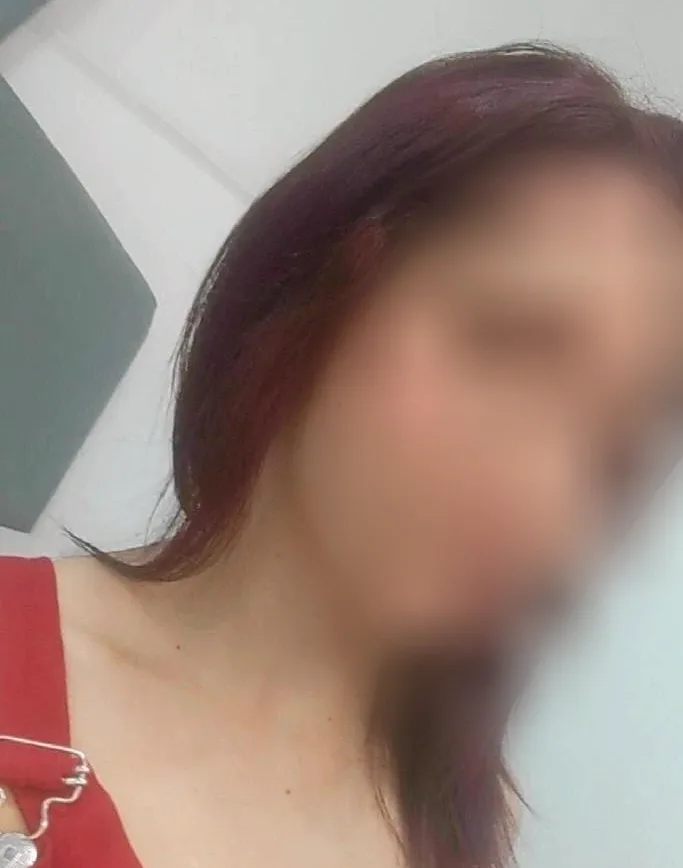 Karolina, 21