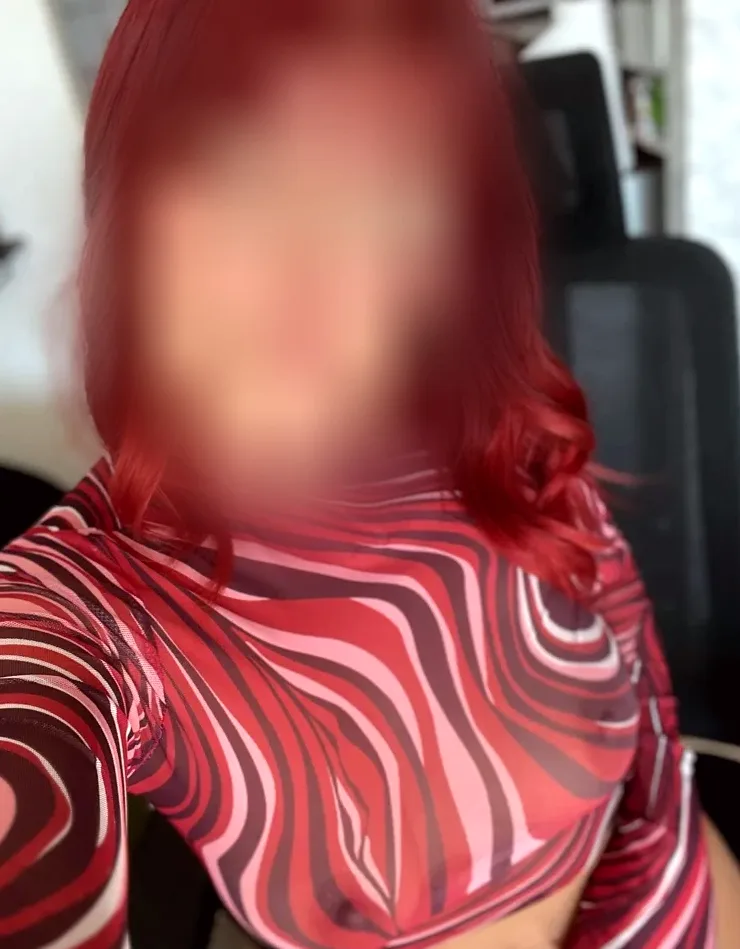 Kayleigh, 26
