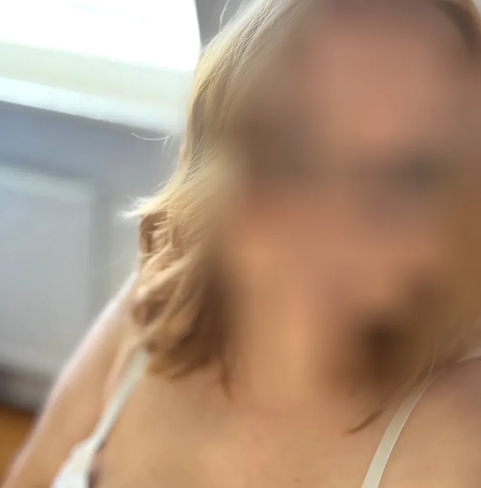 Magda, 39